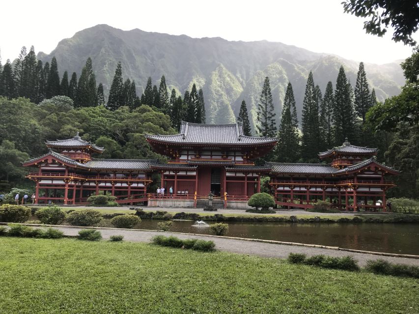 Oahu: Manoa Falls Hike and east side beach day - Key highlights at a glance