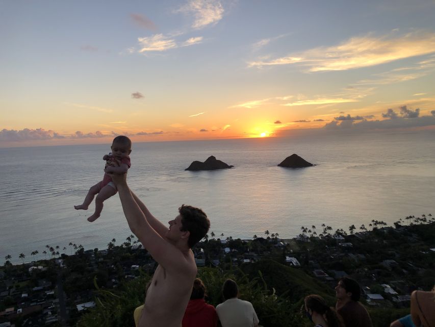 Oahu: Manoa Falls Hike and east side beach day - Macadamia Nut Farm Visit: A Short Stop That Adds Local Flavor