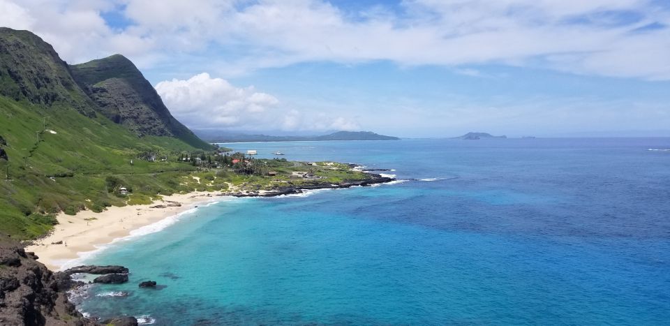 Oahu: North Shore Circle Island Small-Group Tour - Halona Blowhole and Makapuʻu: east-coast lookouts that sell the coastline