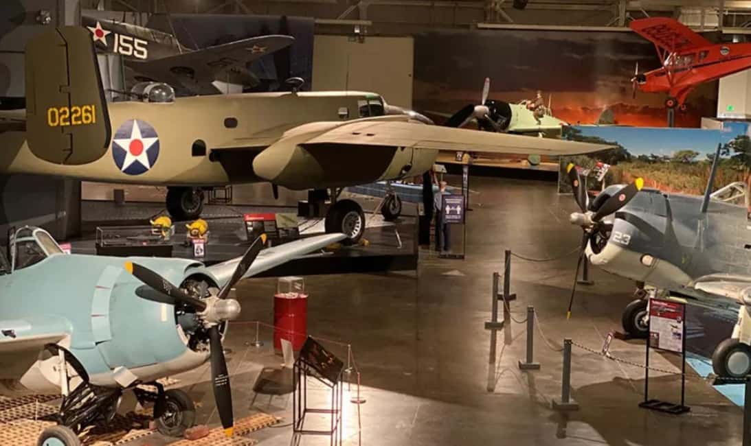 Oahu: Pearl Harbor Aviation Museum Entry & Hangar Tour - Hangars 37 and 79: what it means to walk WWII aircraft shelters
