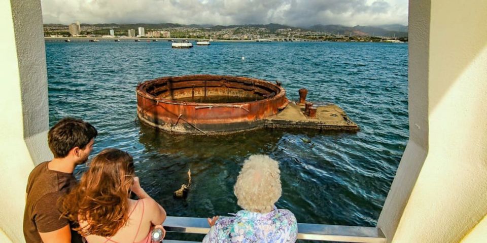 Oahu: Pearl Harbor Battleship Tour - Logistics that can make or break your morning