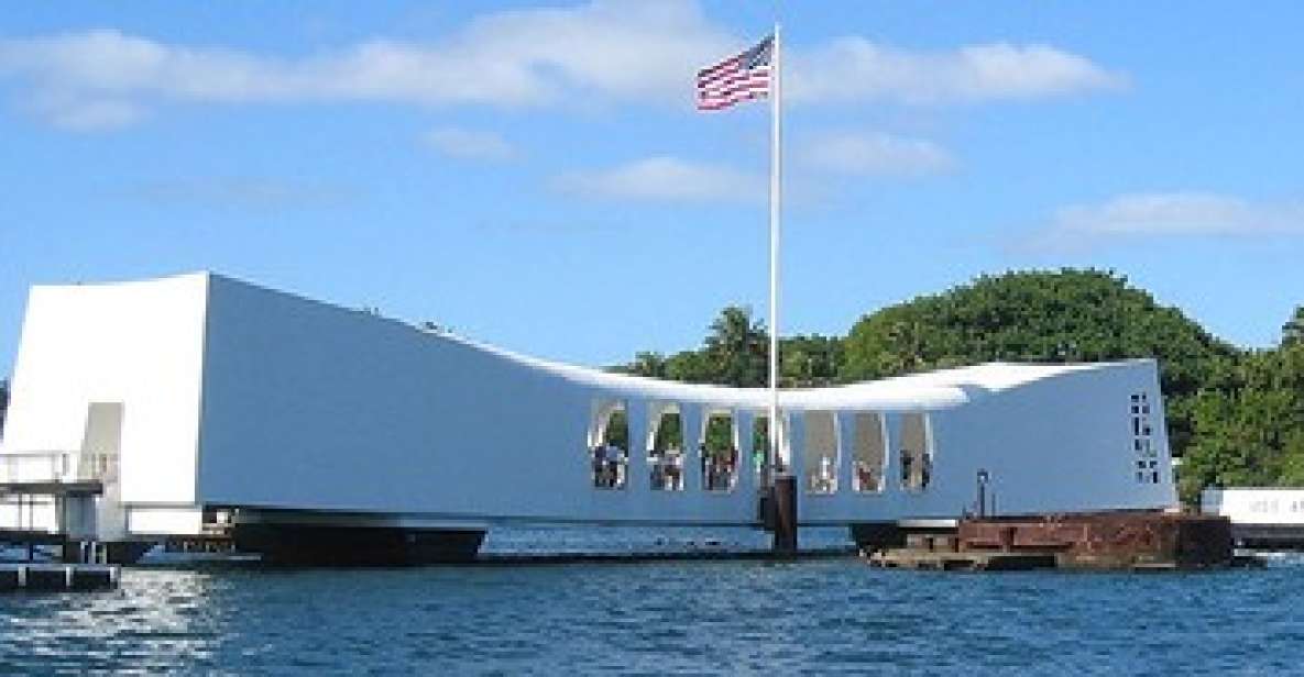 Oahu: Pearl Harbor Heroes Deluxe Experience - Visitor Center and USS Arizona Memorial: The Moment Everything Gets Real