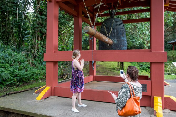 Oahu Personalized Private Tour - Byodo-in Temple and Tropical Farms: culture pause plus souvenir-friendly time