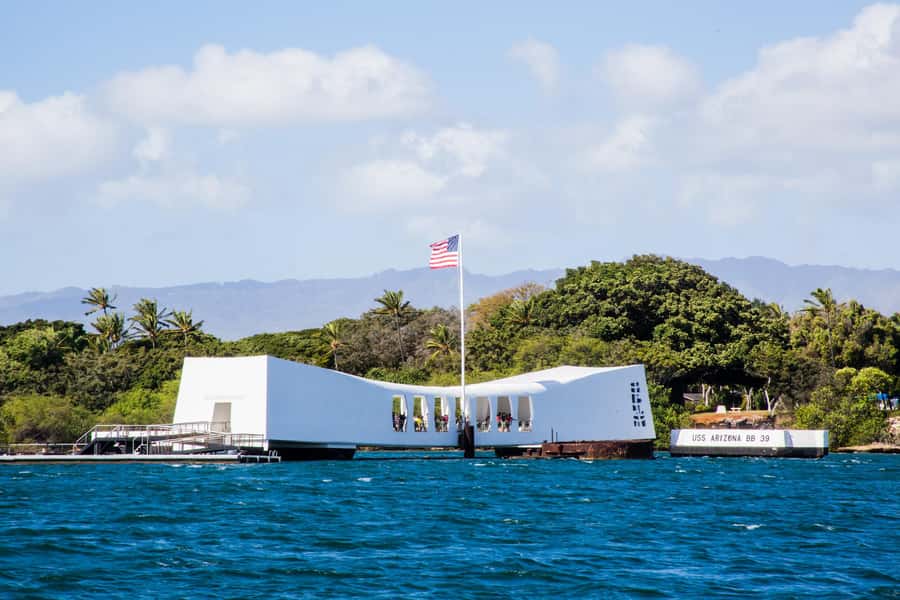 Oahu: The Best of Pearl Harbor Full-Day Tour - Stand on Battleship Missouri: seeing surrender in person