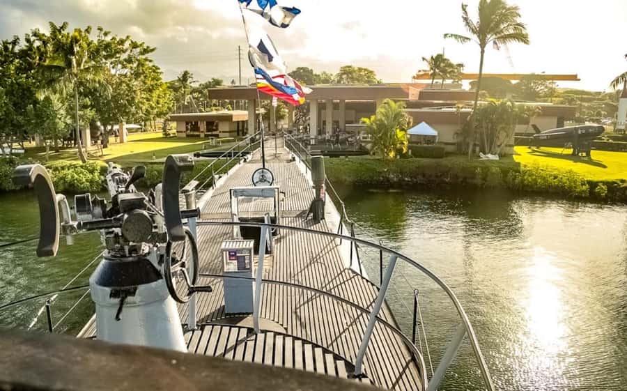 Oahu: The Complete Pearl Harbor Ticket - Navy Ferry to the USS Arizona Memorial: How to Prepare and What Matters