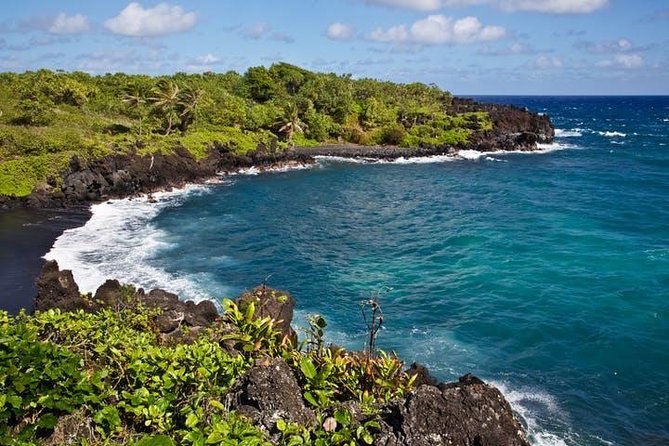 One Day Heavenly Hana Tour: Island Hopping from Oahu to Maui - Kaumahina State Wayside Park: first windward coastline views