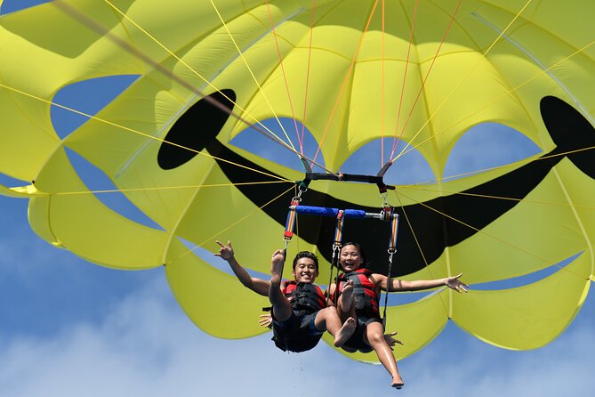 Parasailing and Jetski Experience in Maunalua Bay - Parasailing: How the Launch Works and Why It Feels Safer Than You Expect