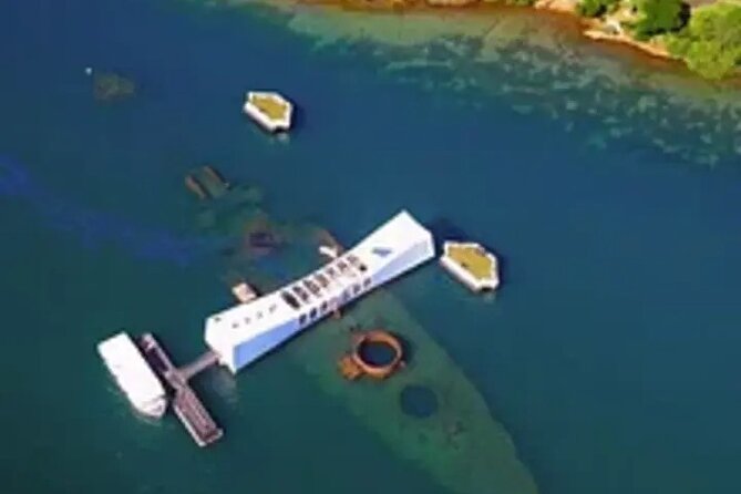 Pearl Harbor Arizona tour from HNL Airport - The first handoff: meeting at HNL and the ride over
