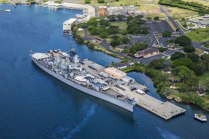 Pearl Harbor, National Memorial Cemetery and Honolulu City Tour - Honolulu Highlights: Iolani Palace, Kawaiahao Church, and King Kamehameha