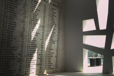 Pearl Harbor Tour Arizona Memorial and USS Bowfin - Arizona Memorial: standing over the sunken battleship with context