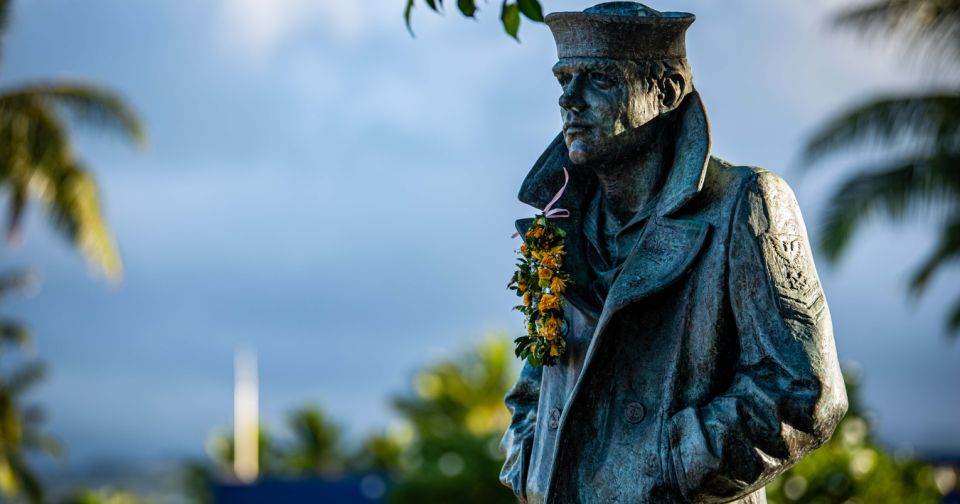 Pearl Harbor USS Arizona All Access Private Tour - King Kamehameha and the downtown Honolulu add-on: the part that feels like a bonus day