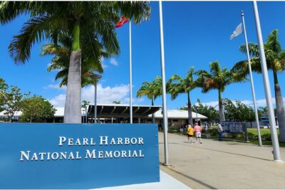 Premier Pearl Harbor and Hawaii Kingdom History Tour - Stop 1 in Waikiki: Your Pickup + First Setup