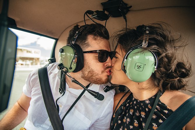 Private 45 Minute Helicopter Tour with Romantic Landing - Romantic landing and the celebration extras: what you can expect