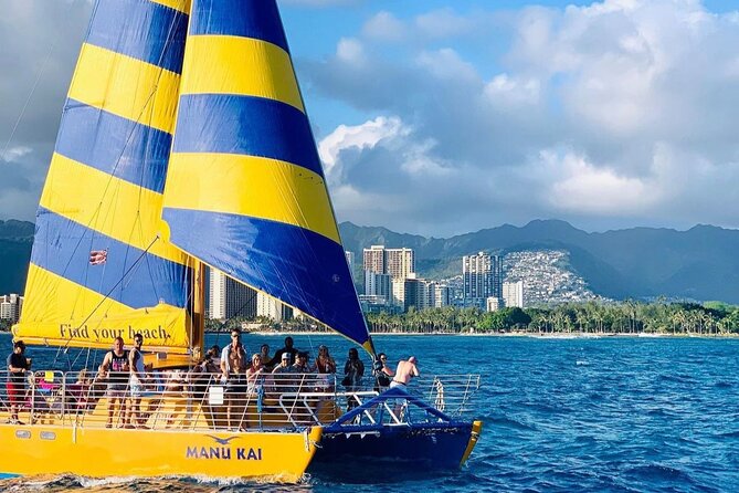 Private 90-Minute Sunset Sail Charter (Kewalo Harbor) - The 5:30 to 7:00 rhythm: what you’ll do on the water