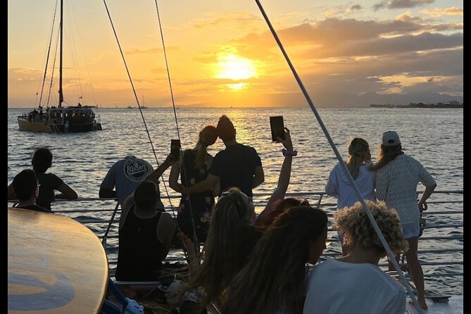 Private 90-Minute Sunset Sail Charter (Kewalo Harbor) - Boat comfort and practical reality: what you should plan for