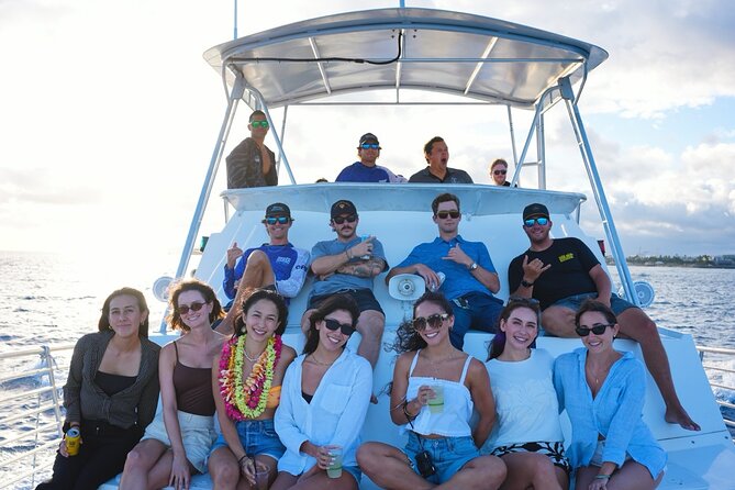 Private Boat Charter in Waikiki for Snorkeling and Events - Events at Sea in Waikiki: Birthdays and Memorials Without the Chaos