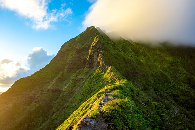 Private Circle Island Oahu Tour with Custom Itinerary - Mokoli‘i Island (China Man’s Hat) for a Quick, Iconic Moment