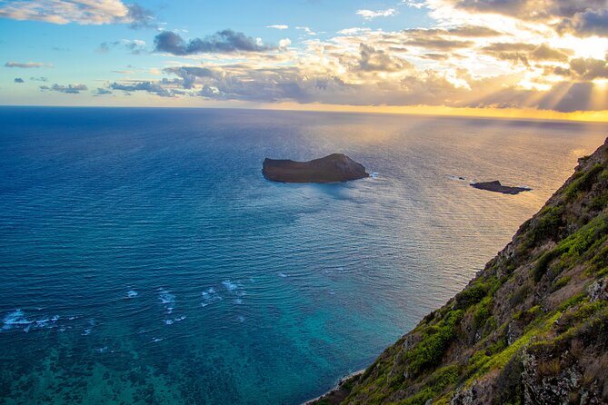 Private Circle Island Oahu Tour with Custom Itinerary - From Waikiki-Type Rush to Halona Blowhole’s Ocean Geyser
