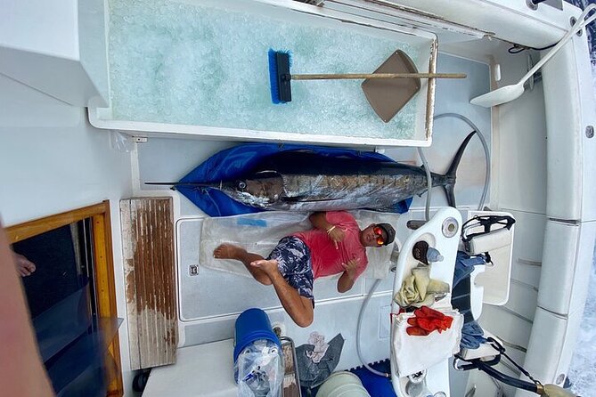 Private Deep Sea Full-Day Fishing Charter in Hawaiian Waters - Food, drinks, and the onboard rules you should follow