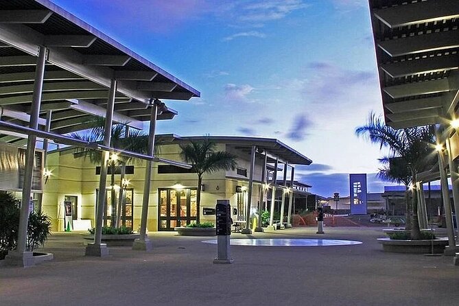 Private Pearl Harbor USS Arizona Memorial - Gift and Snack Stop: Bathroom Breaks and Real-Life Convenience