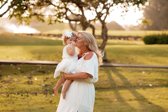Private Professional Vacation Photoshoot in Honolulu - Pro-level patience: what makes the session feel easy