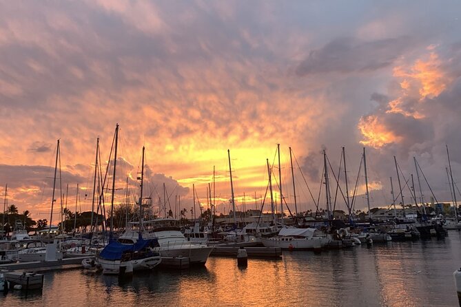 Private Sunset Boat Cruise in Waikiki Honolulu - Timing: leaving Kewalo Basin about an hour before the sun drops