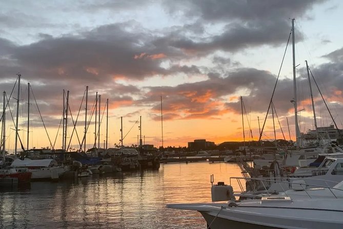 Private Sunset Boat Cruise in Waikiki Honolulu - Photo moments that don’t feel staged