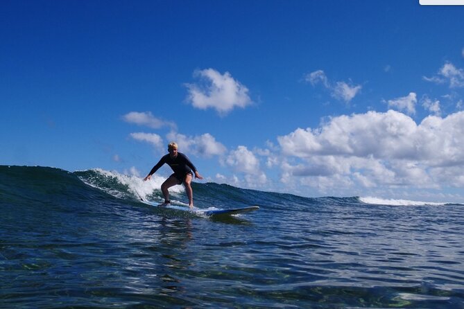 Private Surf Lessons in North Shore Oahu - Gear fitting and rash guard comfort: small step, big payoff