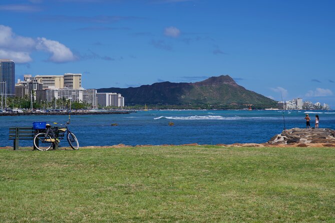 Private Tour Oahu - up to 6 passengers - Customizable - North Shore timing: Haleiwa viewpoints plus a full stop for food trucks