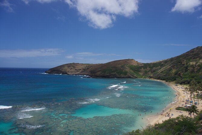 Private Tour Oahu - up to 6 passengers - Customizable - Hanauma Bay: the iconic crater view (snorkeling is not part of this stop)