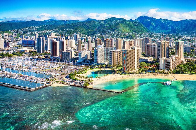 Private Transfer from Honolulu (HLN) Airport to Ko Olina - Finding your chauffeur at Daniel K. Inouye International Airport