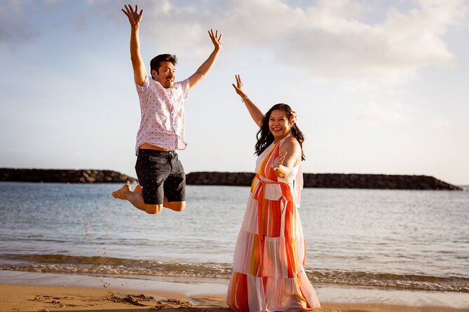 Professional Photo Shoot: Hire a Photographer in Honolulu - Entering Honolulu With a Camera Plan