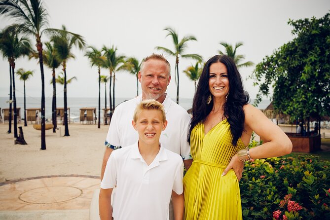 Professional Photo Shoot: Hire a Photographer in Honolulu - Shoot Day in Honolulu: How the Photographer Shapes the Look