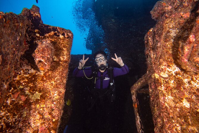 Small-Group Deep Dive in Oahu with Shipwreck and Reef - The Underwater Game Plan: Wreck First, Reef Second