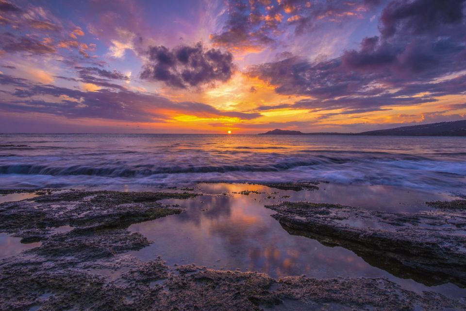 Small Group Tour of Honolulu Scenic Vistas with Sunset - Halona Blowhole: where the spray makes the photo