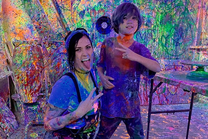 Splatter Art Paint Studio Experience in Hawaii - Practical tips so you enjoy the chaos (not regret it)