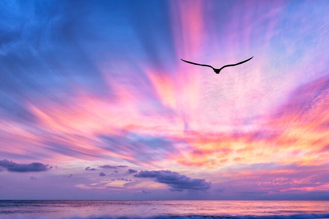 Sunset Cruise along Waikiki Coastline - Weather, jackets, and the reality of the ocean breeze