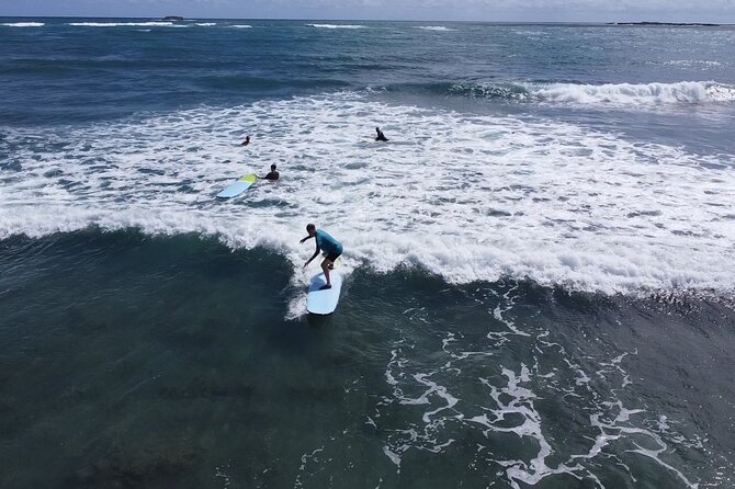 Surf Lesson in Haleiwa - Gear and board choices: what to do if you didn’t bring equipment