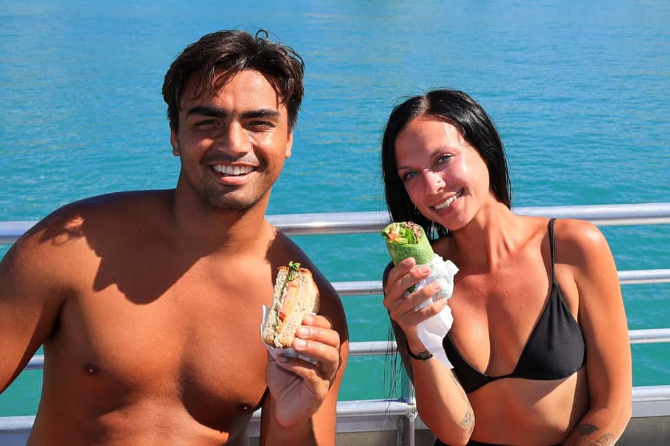 Swim with Wild Dolphins Oahu Speedboat Snorkeling Adventure! - Lunch on Board (and the Food Choices You Can Make)
