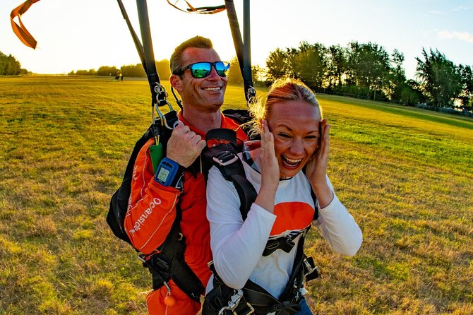 Tandem Skydiving with GoJump in Hawaii - Parachute time: Slow down, breathe, and actually see Hawaii