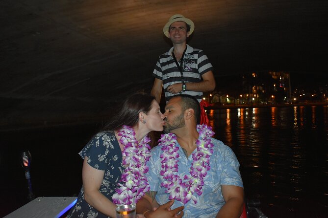 Valentine's Venetian Gondola Cruise in Waikiki - Extending the Day: Your Full-Day Hop on Hop off Bus Voucher