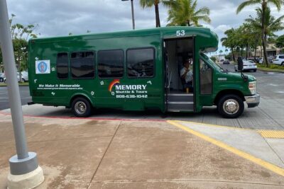 Waikele Outlet Shopping Shuttle - The ride out: quick transfer with a human touch