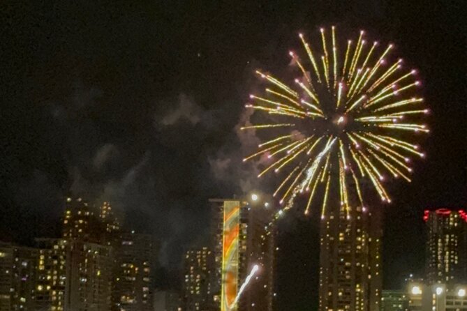 Waikiki Glass Bottom Boat Fireworks Tour - Glass Bottom Reality Check: Windows, Not a Full Clear Floor