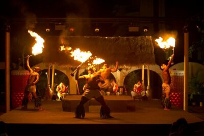 Waikiki Starlight Luau on The Great Lawn-Hilton Hawaiian Village - The luau feast: kalua pig and what the buffet really means