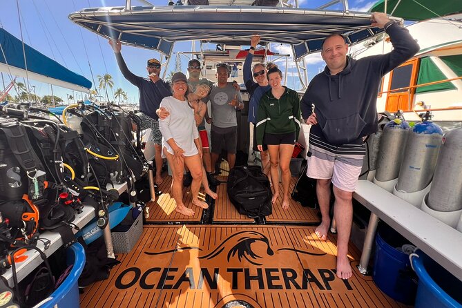 Waikiki Two Tank Guided Scuba Diving Adventure: Certified Diver - Gear, weights, and the onboard comfort perks