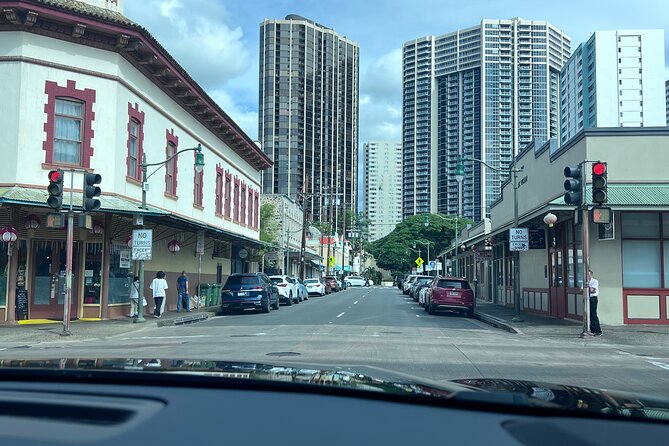 We Go Eat: Secret Aloha Bites Tour - Should You Book the Secret Aloha Bites Tour or Pass?