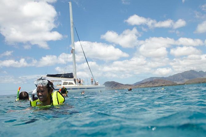 West Oahu Afternoon Turtle Snorkel Sail - What the catamaran experience feels like in practice